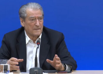 “Ishte një tubim nuklear”/ Berisha një ditë pas protestës: Qytetarët s’ishin për mua, por misionarë për të rrëzuar Ramën