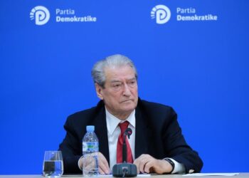 Amnistia fiskale, “arkitekti i Piramidave” sulmon emigrantët: I kanë para nga krimi dhe duan t’i legalizojnë