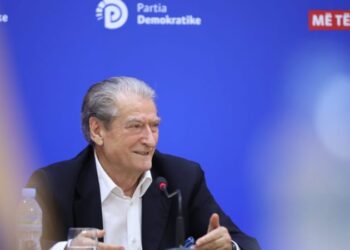 “Zbythja”/ Nga marrja e pushtetit veç me votë te garancia se ajo s’do vidhet më, 5 ‘reflektimet’ e Berishës pas protestës së 7 korrikut