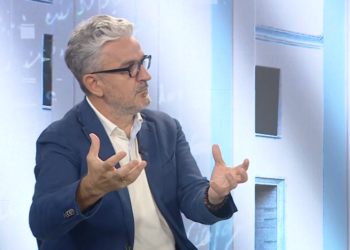 VIDEO/ Këshilltari i Opozitës: Nëse Meta kandidon për kryetar bashkie, do të votoj Erion Veliajn