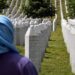 Kurti përkujton 27-vjetorin e masakrës së Srebrenicës: Hapi i parë i përsëritjes së gjenocidit është mohimi