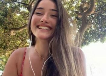 Kënga e vajzës nga Saranda transmetohet nga BBC: Shpresoj të kem suksesin e Dua Lipës dhe Rita Orës!