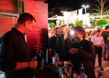 Nis edicioni i dytë i “Prishtina Gastronomy Festival”/ Veliaj: Politika e mirë nuk i përçan njerëzit, por i bashkon. Ato që na bashkojnë, shumë më të forta…