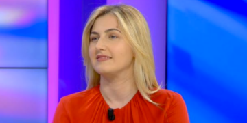 Protesta/ Zhupa e “dredh” zyrtarisht: Misionarët e lirisë zgjodhën atë që drejton PD, Alibeaj zgjodhi të mos jetë në krah të qytetarëve