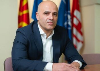 “Partitë kundër NATO-s dhe BE-së!”/ Bisedimet për anëtarësim, Kovaçevski: Të protestohet në mënyrë të maskuar!