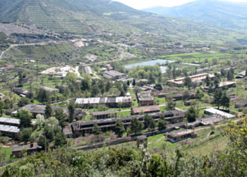Ngjarja gjatë natës në Poliçan: Shkallmuan derën e tunelit të armatimeve që të çonte drejt uzinës…