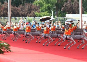 Robotët zbresin në Pekin