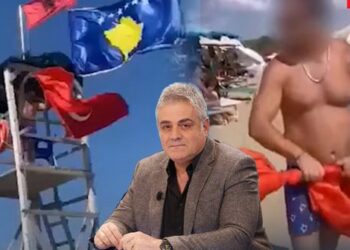“Vendosja e flamurit turk budallallëk po aq sa përdhosja e tij. Turqia ngjyros kuqezi Bosforin çdo 28 Nëntor”