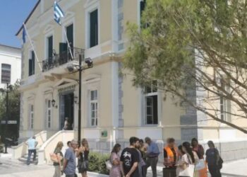 Shteti fqinj nuk gjen qetësi/ Goditet nga një tjetër tërmet, ja sa ishte magnituda