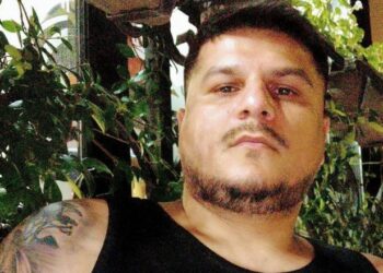 Policia zbardh vrasjen e Madrit Ulqinakut në Elbasan, arreston një 18-vjeçar. Në kërkim autori dhe bashkëpunëtori