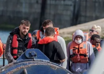 “Ju çojmë nga Shkodra në Britani”/ Trafikantët shqiptarë ‘namin’ në TikTok, reklamojnë udhëtimet kontrabandë
