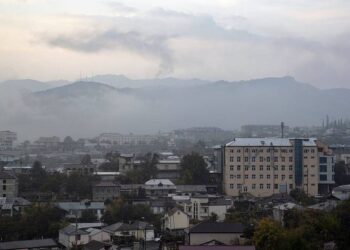 Rusia nxit konfliktin/ Hapet ‘plaga’ e vjetër, përplasje mes forcave armene dhe azerbajxhanase, raportohen për 3 të vrarë