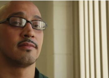 Bëri 20 vite burg për një krim që nuk e kishte kryer/ I dënuari: 5 mln dollarë shpërblim nuk m’i kthejnë vitet e humbura. Më shkatërruan jetën!