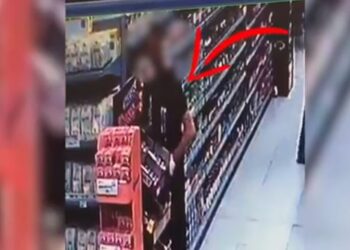 VIDEO / Durrës, 35-vjeçari arrestohet sepse vodhi ushqime në market, ja pamjet
