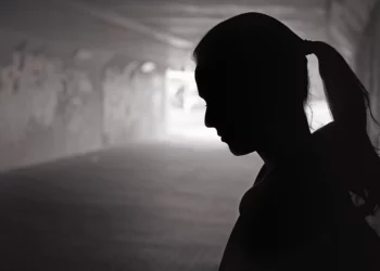 Drama familjare pas vetëvrasjes së 29-vjeçares shqiptare në Greqi: I ati humbi jetën dhe e ëma u vetëflijua