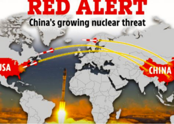 “Frika për Luftën e Tretë po afrohet”/ The Sun: Kina provon “fundosjen e aeroplanmbajtëseve” amerikane në Tajvan