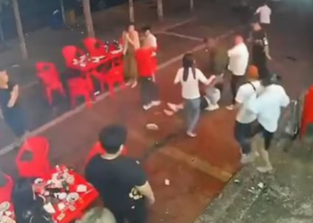 VIDEO/ Arrestohen 28 burra, goditën brutalisht me shkelma dhe grushte 4 gra