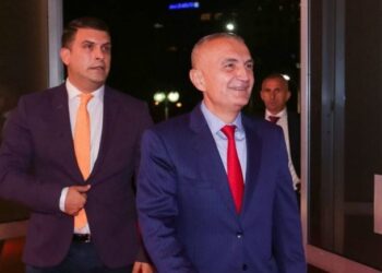 Meta ‘zbutet’ pas deklaratës së Yuri Kim: Mbështesim thirrjen e ambasadës së SHBA! Rama të heqë dorë nga cilësimet e SPAK