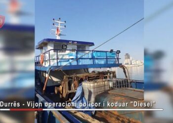 Zbardhet dëshmia e kapitenit të anijes që u kap me kontrabandë: Ndërruam peshkun me 73 mijë litra naftë në Libi, kushtoi 20 mijë dollarë