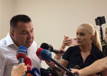Gjykata e la në burg/ Avokati i rusit: U ndje i dhunuar dhe përdori spraj me spec djegës