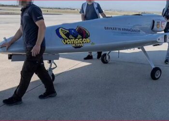 Droni turk “Bayraktar TB2”/ Putin i frikësohet “asit nën mëngë” të Ukrainës, ofron 1 mijë euro shpërblim për rrëzimin e tyre