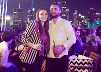 “Tragjedi për rrethanat, pasojat dhe misterin që morën me vete”/ Aktori Florind Belliu dhe bashkëshortja e tij përcillen sot në banesën e fundit