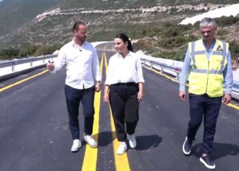 Palasë-Dhërmi hapet për automjetet/ Balluku: Kemi gërmuar më shumë se gjysmën e tunelit të Llogarasë. Ja kur përfundon projekti