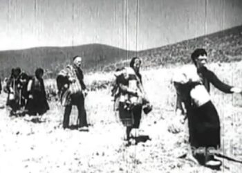 Përkujtimi i genocidit çam në Kuvendin e Shqipërisë, eurodeputeti grek ‘alarmon’ Brukselin. Komisioni Evropian i përgjigjet ‘thatë’