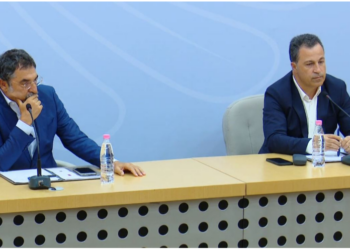 Peleshi: Në bazën e Kuçovës jemi më vigjilentë. S’është koha për alarm/ Çuçi: S’mund t’u vëmë agjentë nga pas çdo turisti