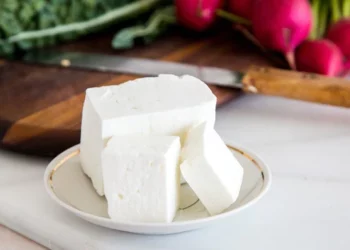 Djathi si floriri… Bulmeti në Shqipëri u shtrenjtua 18.2 % që nga fillimi i luftës në Ukrainë