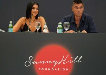 Fedez vjen në Shqipëri për Sunny Hill Festival/ Dukagjin Lipa: Bileta juaj e Prishtinës, e vlefshme edhe në Tiranë