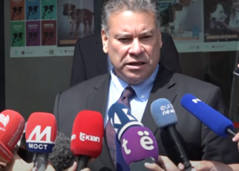 Escobar pas takimeve në veri: Misioni ynë vazhdon në Beograd