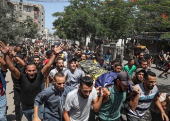 Pas disa ditësh dhunë që u mori jetën 44 personave/ Vendoset armëpushim mes Izraelit dhe Gazës