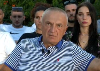 Nuk vonon Meta, falenderon Kryemadhin për ‘ndihmën’ që po i jep SPAK-ut: Unë nuk di asgjë përveçse…