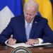 SHBA ofron 3 mld $ ndihmë të re ushtarake për Ukrainën/ Biden: 6 muaj sulme të pamëshirshme, vetëm kanë…