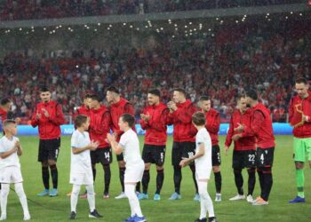 Miqësore në Tiranë/ Shqipëria pret Kampionët e Europës në “Air Albania” gjatë Botërorit të Katarit