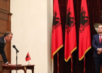 E çuditshme! Si Meta e bëri drejtor antikorrupsioni dhe e zbuloi pas 20 vitesh se Kraja ishte hetues i komunizmit