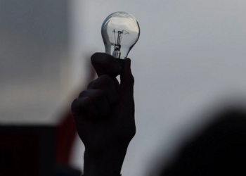 Nis kursimi i energjisë në Kosovë, ndërprerje deri në 6 orë në ditë