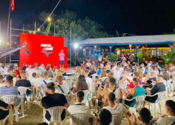 “Rinia  në veprim”/ Meta ndan foton nga Jala: Ky është mesazhi në këtë prag shtatori