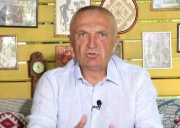 Sikleti nga hetimet e SPAK/ Reagon Meta: S’ekziston asnjë fakt. Mali i letrave për Ramën do ta kalojë godinën…