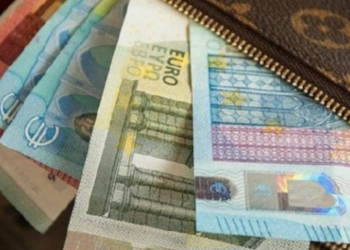“I mora për të dashurin”/ Vodhi 3 mln lekë nga “Exchange” ku punonte, habit e reja: Më ka detyruar të bëj martesë me…