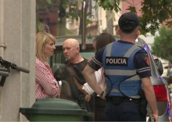 Emri/ Krimi makabër brenda familjes me dy viktima në Tiranë, identifikohet autori. Ja detajet e policisë