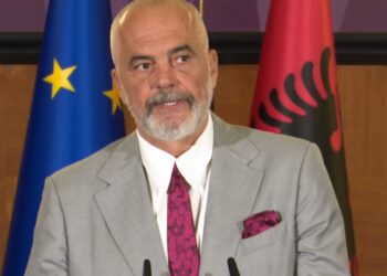 Ceremonia për Luiza Gegën/ Batuta e Ramës: Gjermania është sot pas Shqipërisë