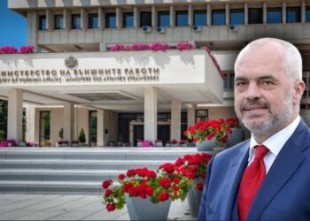 “Dikush duhet t’i ndihmojë me përkthimin”/ Rama-bullgarëve: Nëse s’kishit asgjë më të rëndësishme sot, po e marr si…