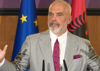 “Nuk ka shpërblim që e kompenson Luizën” / Rama s’përmbahet: Tallje-trapistët shpotitin suksesin dhe flasin për euro