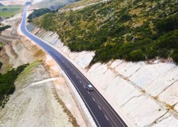 “Na ka shpëtuar”/ Rama nis ditën me Kardhiq-Delvinë: Pamje panoramike dhe shkurton distancën
