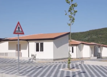 Rindërtimi/ Veliaj inspekton lagjen e re në Zall-Herr: Në shtator Tirana me lagjen më të bukur për të prekurit nga tërmeti