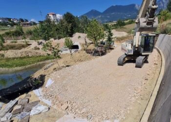 Veliaj publikon foto nga kantieri në liqenin e Farkës: Sëshpejti me pedonale të re, pistë vrapimi e korsi biçikletash
