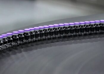 Deri në Tetor dalin vaksinat e reja! Biontech dhe Pfizer nisin testimin klinik