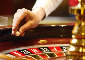 Kazinotë po sjellin një krim të ri/ Arrestohet djali i ish politikanit, bashkë me krupierin mashtronin duke u kthyer në lojtar me “fat”